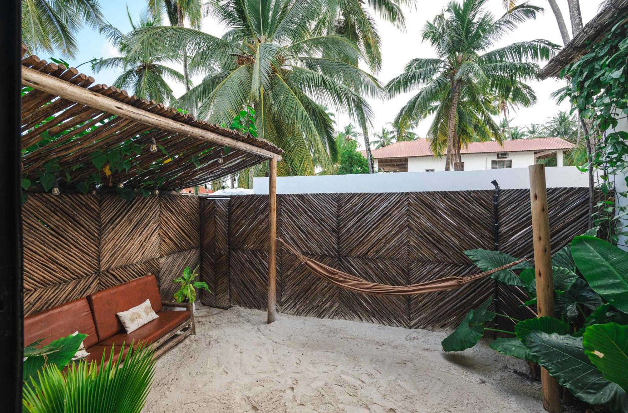 Mala Boutique Hotel Bwejuu Exterior photo